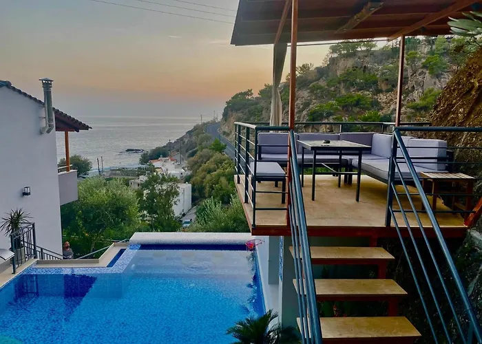 Villa Achlia