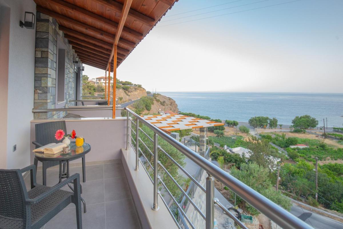 Villa Achlia Villa *